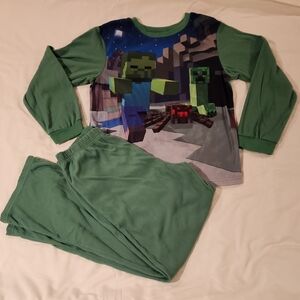 Green Kids Pajamas with Minecraft Design. Size 14/16